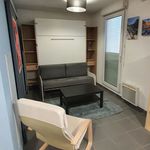 Appartement de 323 m² avec 1 chambre(s) en location à Marseille