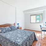 Alquilar 4 dormitorio apartamento en Valencia