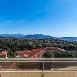 Appartement de 171 m² avec 5 chambre(s) en location à Nice