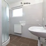 Pronajměte si 2 ložnic/e byt o rozloze 62 m² v Jihlava