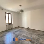 Rent 4 bedroom apartment of 130 m² in Cherasco