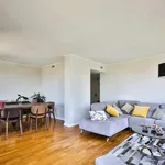 Rent 1 bedroom apartment of 100 m² in Paris