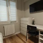 Rent a room of 80 m² in bilbao