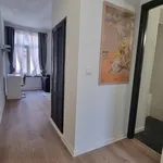 Huur 1 slaapkamer appartement van 700 m² in Brussels