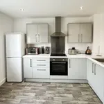 Rent 2 bedroom flat in Salford