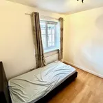 Rent 4 bedroom house in Yorkshire And The Humber