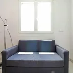 Rent 4 bedroom apartment in Barcelona