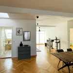 Miete 4 Schlafzimmer wohnung von 125 m² in Berlin