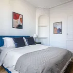 Rent 1 bedroom apartment of 61 m² in paris