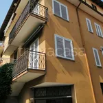 Rent 3 bedroom house of 98 m² in Oliveto Lario