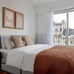 Rent 3 bedroom apartment of 59 m² in Paris