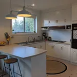 Rent 3 bedroom house in North Geelong