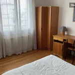 Rent 2 bedroom apartment of 72 m² in Grenoble