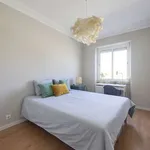 Rent a room in lisbon