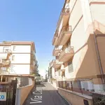 Rent 4 bedroom apartment of 90 m² in Rome