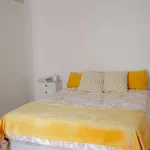 Rent a room in lisbon