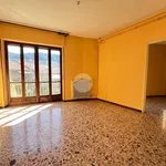 Rent 4 bedroom apartment of 70 m² in Rubiana