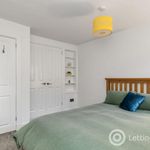 Rent 2 bedroom flat in Edinburgh