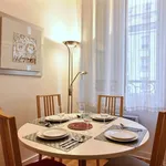 Rent 3 bedroom apartment of 40 m² in Paris