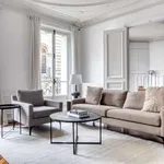 Rent 3 bedroom apartment of 123 m² in paris