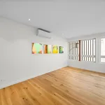 Rent 3 bedroom house of 213 m² in Manhattan Beach