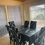 Rent 6 bedroom house in Cape Town