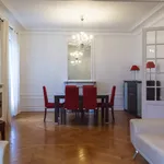 Appartement de 125 m² avec 1 chambre(s) en location à Paris