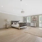 Rent 6 bedroom house in South East England