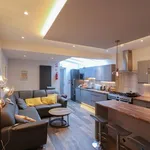 Rent 6 bedroom house in West Midlands