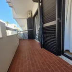 Alugar 1 quarto apartamento de 79 m² em Quarteira