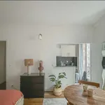 Rent 2 bedroom apartment of 30 m² in Paris