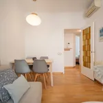 Rent 4 bedroom apartment of 55 m² in Barcelona