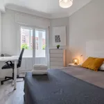 Rent a room of 120 m² in madrid