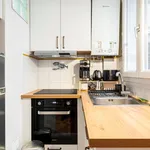 Appartement de 323 m² avec 1 chambre(s) en location à Paris