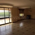 Rent 5 bedroom house of 250 m² in Longare