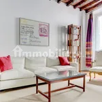 Rent 5 bedroom house of 349 m² in Rome