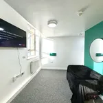 Rent 5 bedroom flat in Leicester