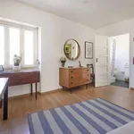 Rent 1 bedroom apartment of 50 m² in lisbon