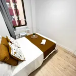 Rent 5 bedroom apartment in Valencia