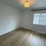 Rent 3 bedroom apartment of 128 m² in Carson