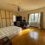 Rent 4 bedroom apartment of 250 m² in Athens