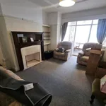 Rent 3 bedroom flat in Wales