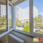 Pronajměte si 4 ložnic/e byt o rozloze 78 m² v Prague