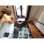 Rent 2 bedroom apartment of 65 m² in Milano