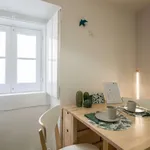 Rent 1 bedroom apartment of 30 m² in lisbon