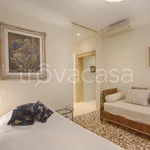 Rent 4 bedroom apartment of 150 m² in Venezia