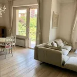 Rent 4 bedroom apartment of 120 m² in Genoa