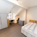 Rent 4 bedroom house in Leeds