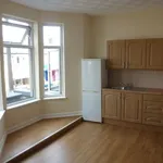 Rent 4 bedroom flat in Wales