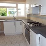 Rent 3 bedroom flat in West Midlands